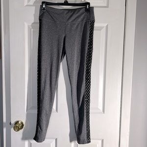 Material Girl Active wear gray workout leggings medium